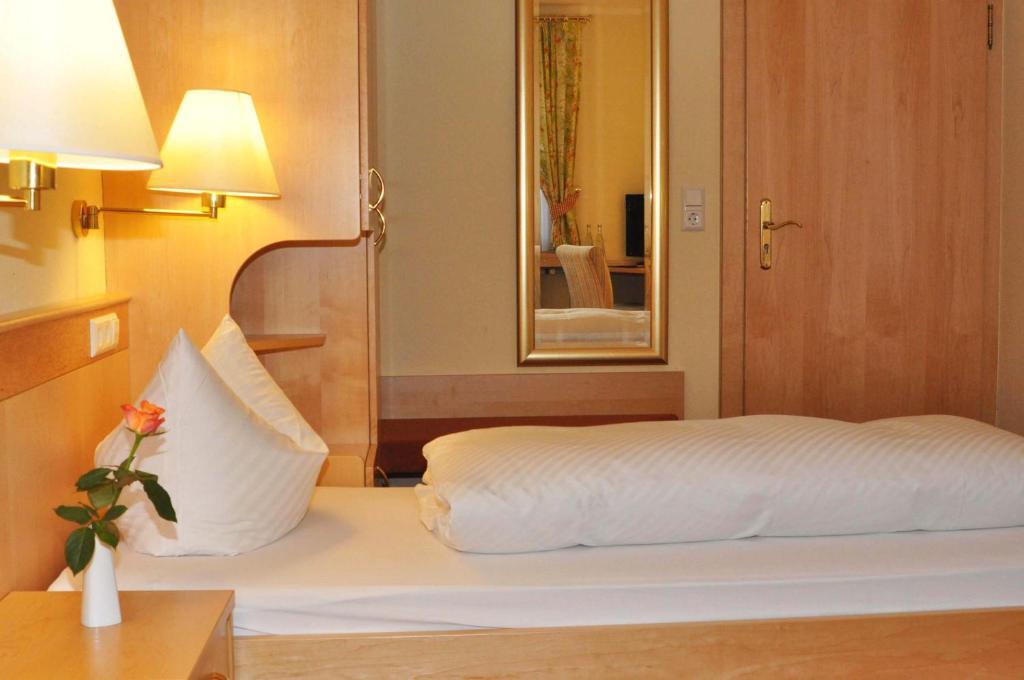 Hotel Gasthof Engel Appenweier Quarto foto